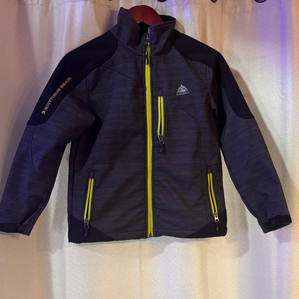 Snozu Kids Jacket in Black and Neon Yellow
